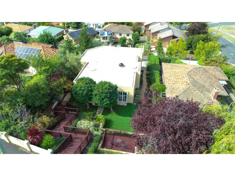 24 Willowdene Avenue, Sandy Bay TAS 7005