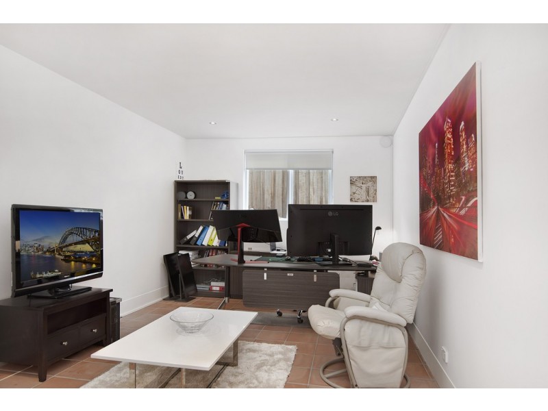 24 Willowdene Avenue, Sandy Bay TAS 7005