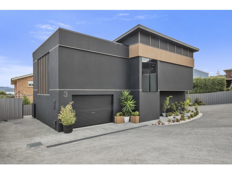 3/9 Trikala Place, Tranmere TAS 7018