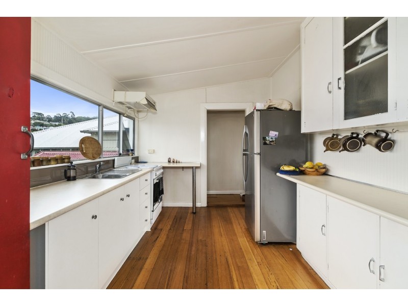 14 Cavell Street, West Hobart TAS 7000