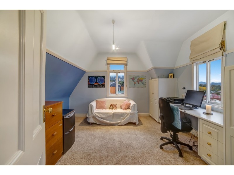 25 Proctors Road, Dynnyrne TAS 7005
