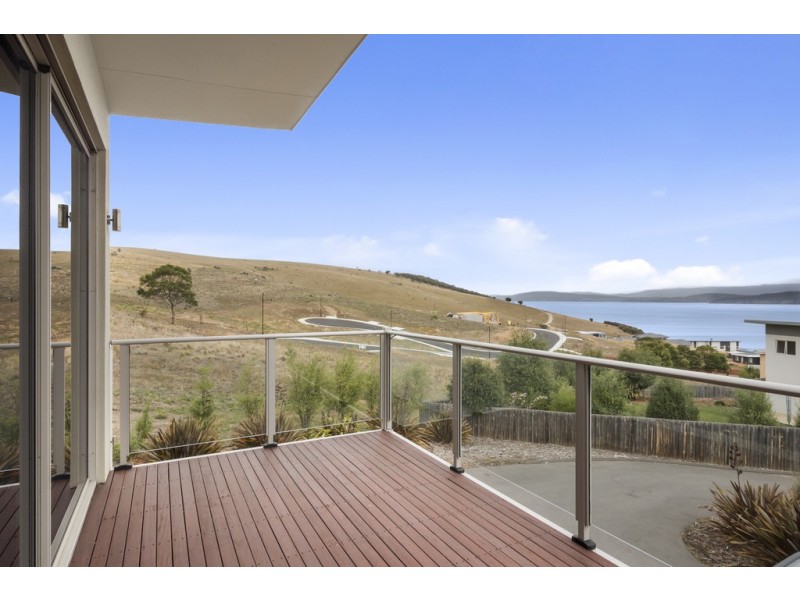45 Spinnaker Crescent, Tranmere TAS 7018