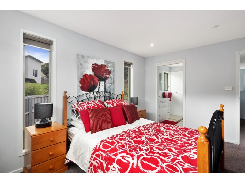 45 Spinnaker Crescent, Tranmere TAS 7018