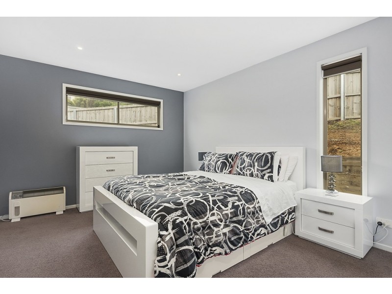 45 Spinnaker Crescent, Tranmere TAS 7018