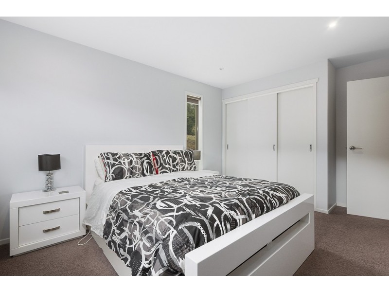 45 Spinnaker Crescent, Tranmere TAS 7018