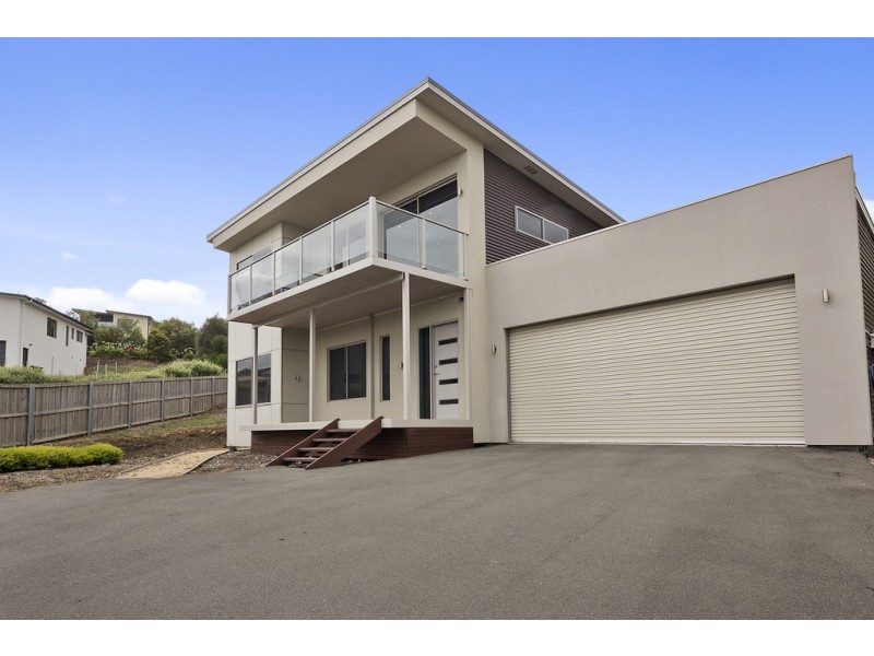 45 Spinnaker Crescent, Tranmere TAS 7018