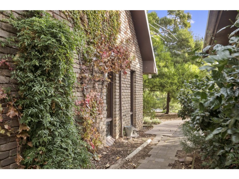 2/2 St Johns Circle, Richmond TAS 7025