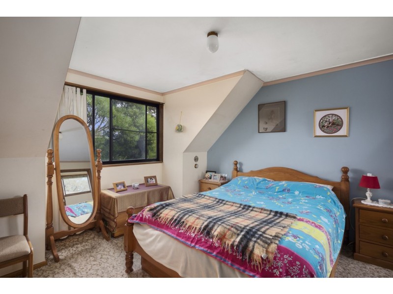 2/2 St Johns Circle, Richmond TAS 7025