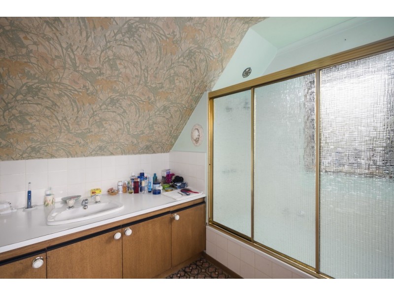 2/2 St Johns Circle, Richmond TAS 7025