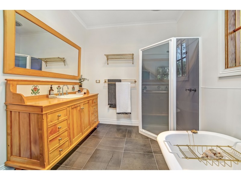 17 Broughton Avenue, Mount Nelson TAS 7007