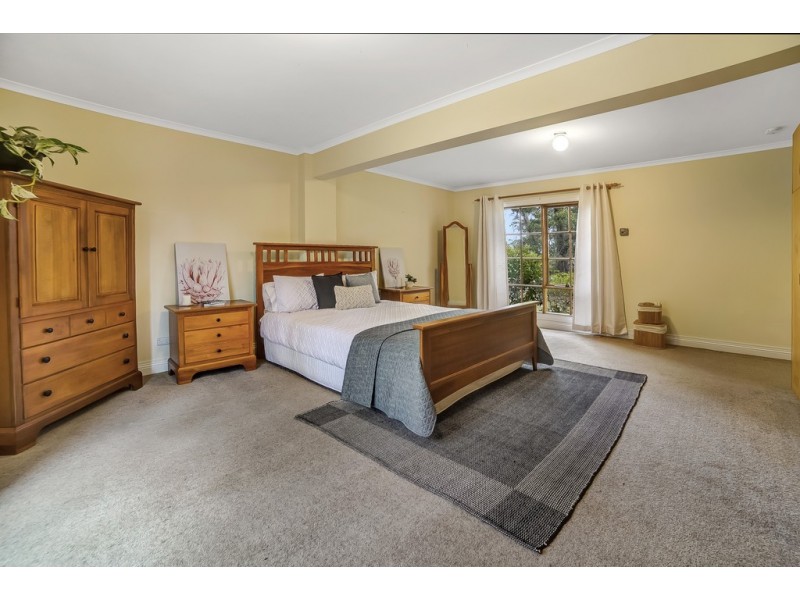 17 Broughton Avenue, Mount Nelson TAS 7007