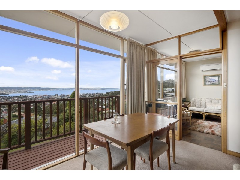 24 Weerona Avenue, Mount Stuart TAS 7000