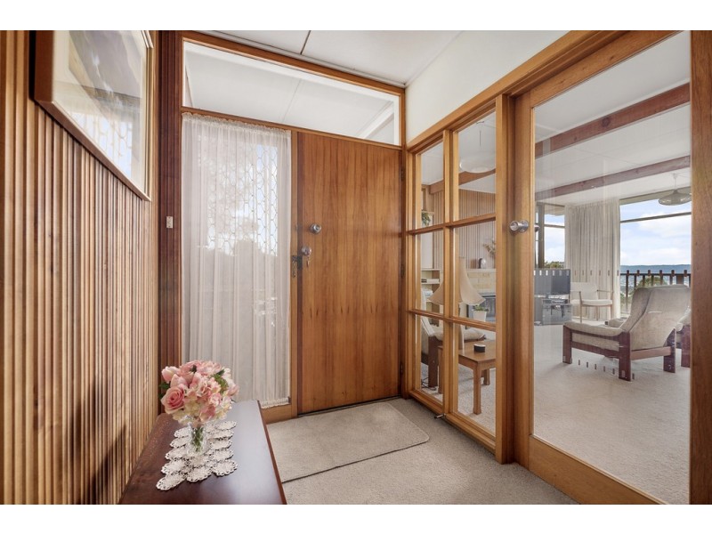 24 Weerona Avenue, Mount Stuart TAS 7000