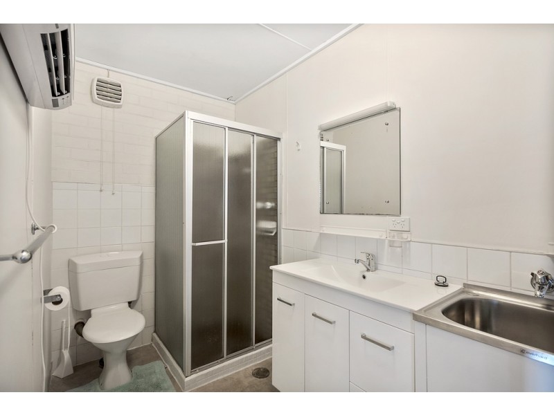 24 Weerona Avenue, Mount Stuart TAS 7000