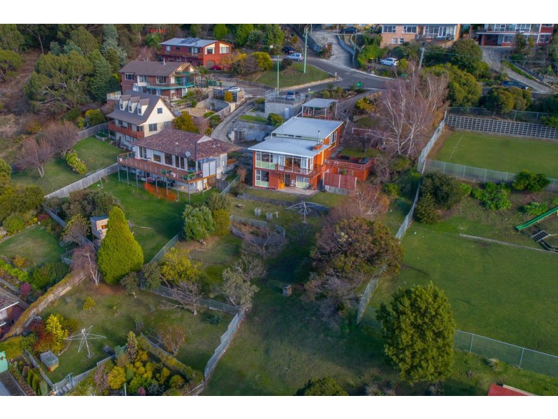 24 Weerona Avenue, Mount Stuart TAS 7000