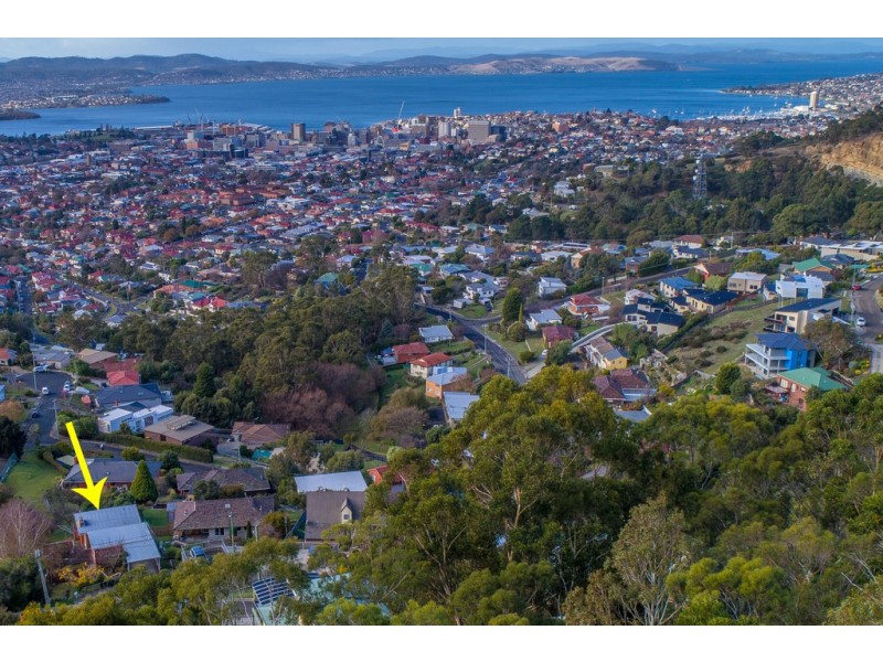 24 Weerona Avenue, Mount Stuart TAS 7000