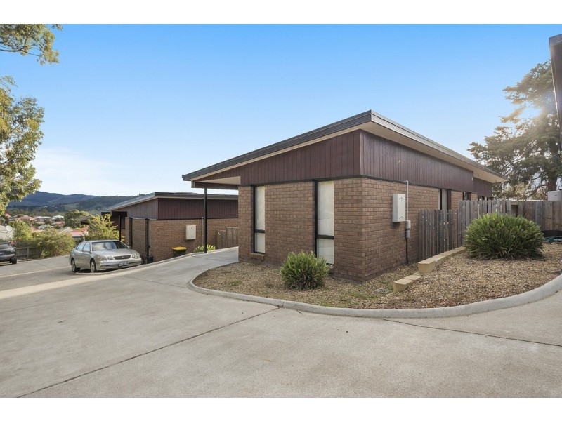 2-5/137 Redwood Road, Kingston TAS 7050