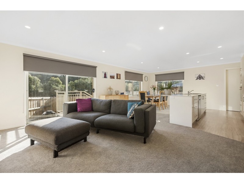 2/10 Roxy Place, Mornington TAS 7018