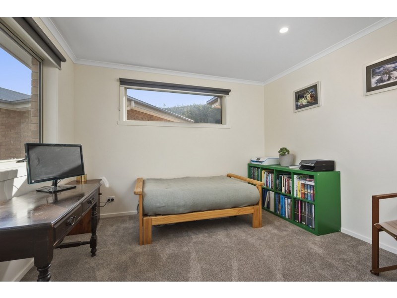 2/10 Roxy Place, Mornington TAS 7018