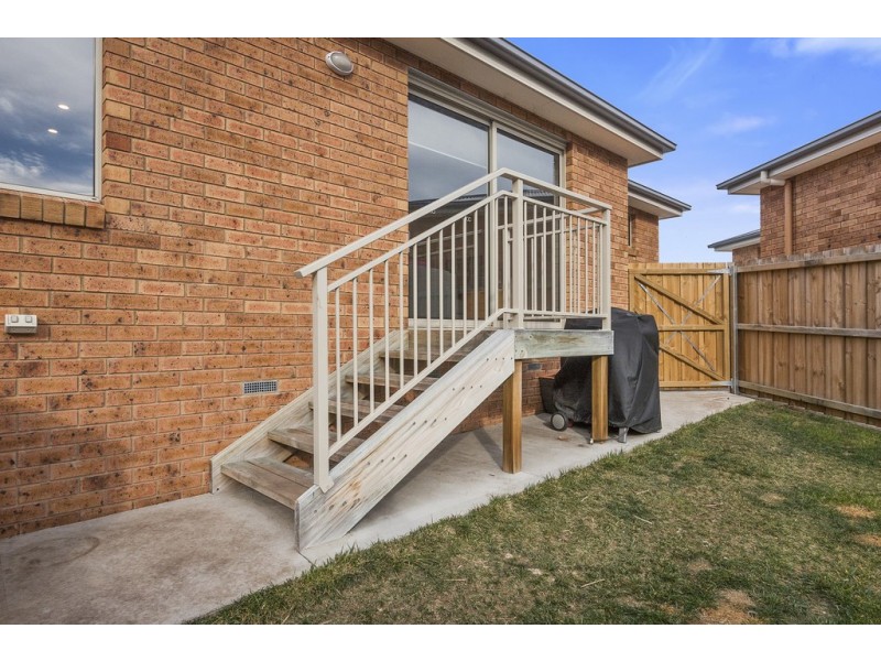 2/10 Roxy Place, Mornington TAS 7018