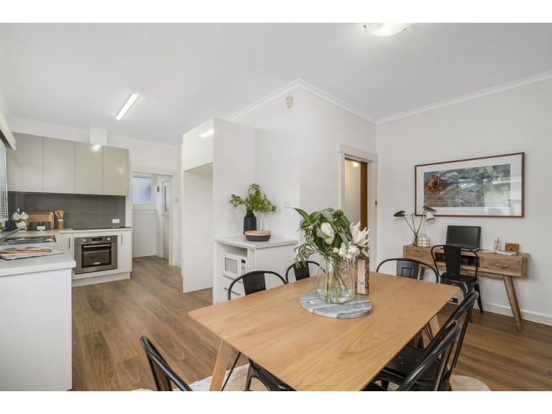 83 Gordons Hill Road, Lindisfarne TAS 7015