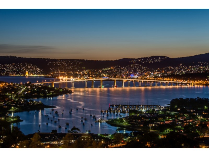 1/75 Lindhill Avenue, Geilston Bay TAS 7015