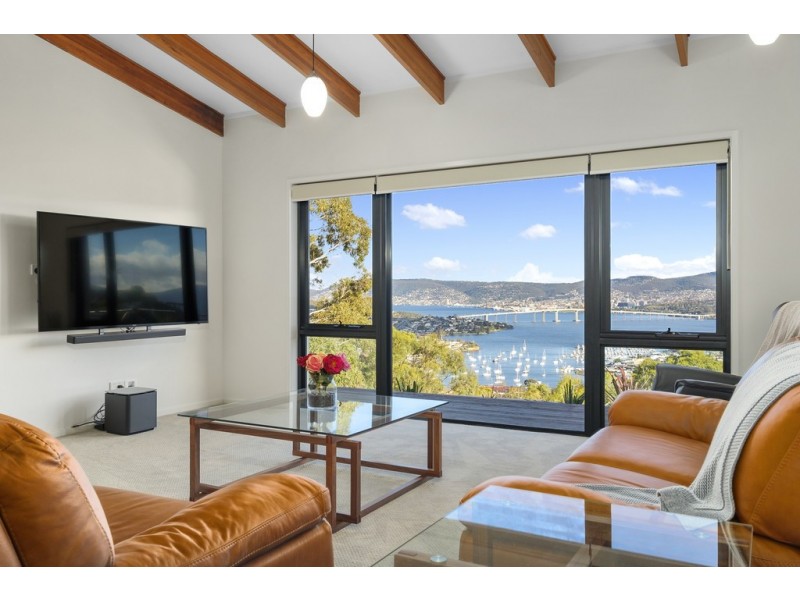 1/75 Lindhill Avenue, Geilston Bay TAS 7015