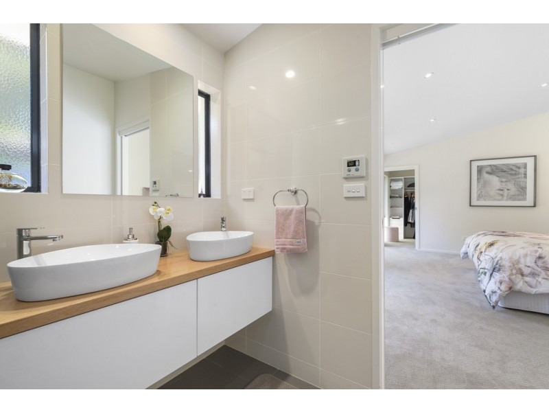 1/75 Lindhill Avenue, Geilston Bay TAS 7015