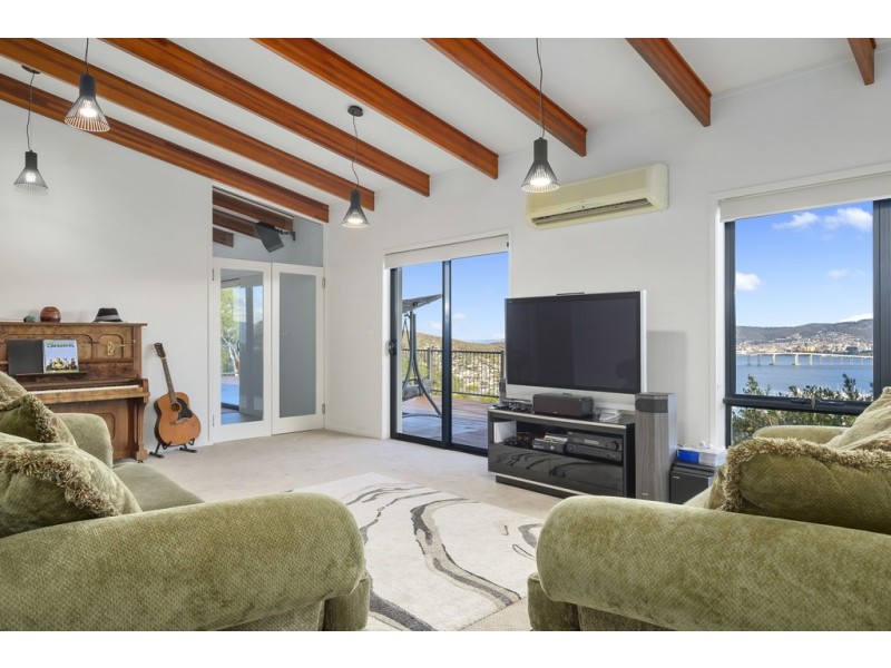 1/75 Lindhill Avenue, Geilston Bay TAS 7015