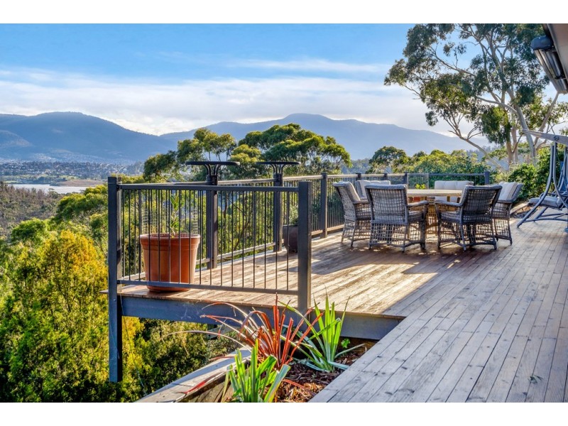 1/75 Lindhill Avenue, Geilston Bay TAS 7015