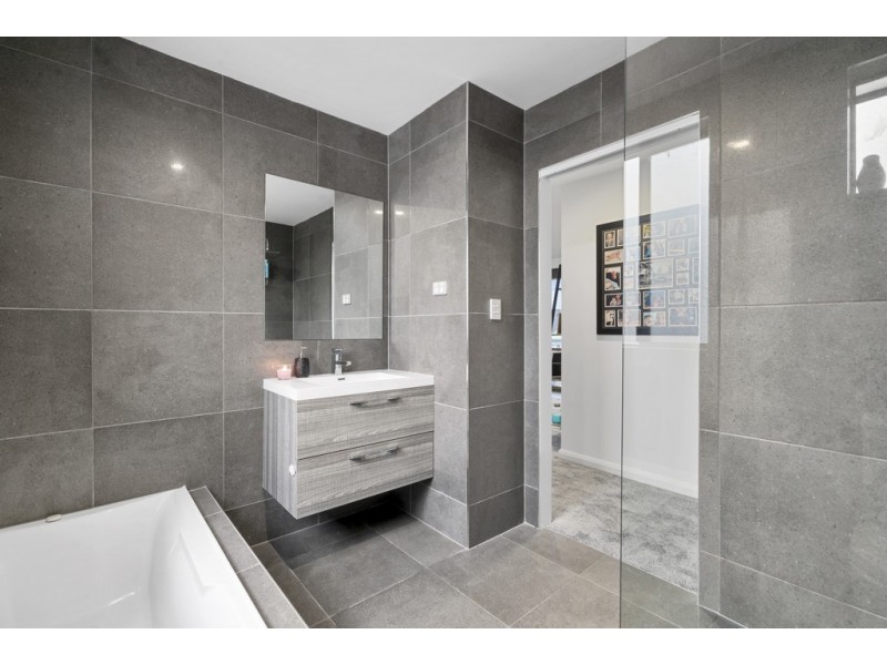 12 Corranga Drive, Chigwell TAS 7011