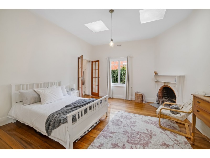 1/23 Randall Street, Sandy Bay TAS 7005