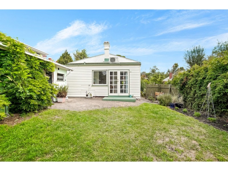 1/23 Randall Street, Sandy Bay TAS 7005