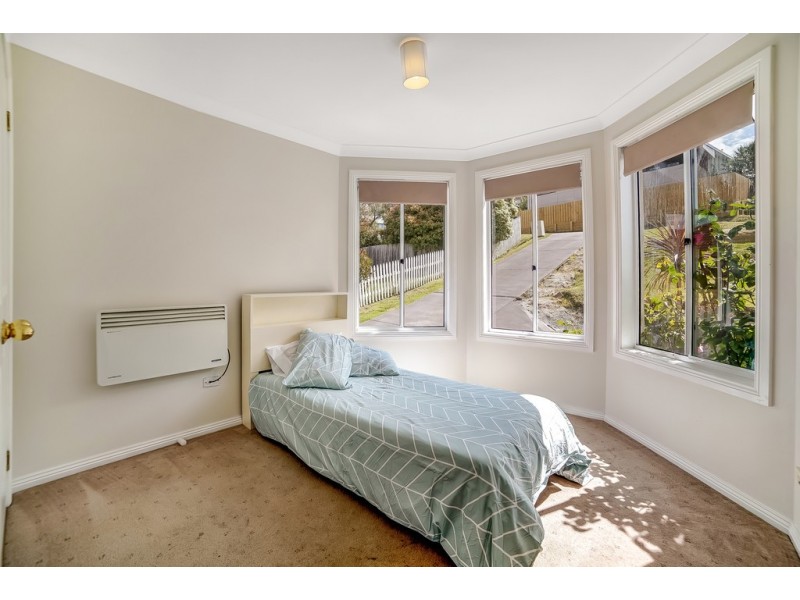 71 Ruth Drive, Lenah Valley TAS 7008