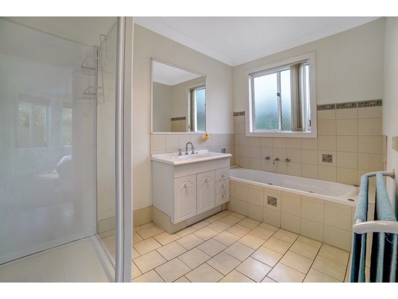 71 Ruth Drive, Lenah Valley TAS 7008