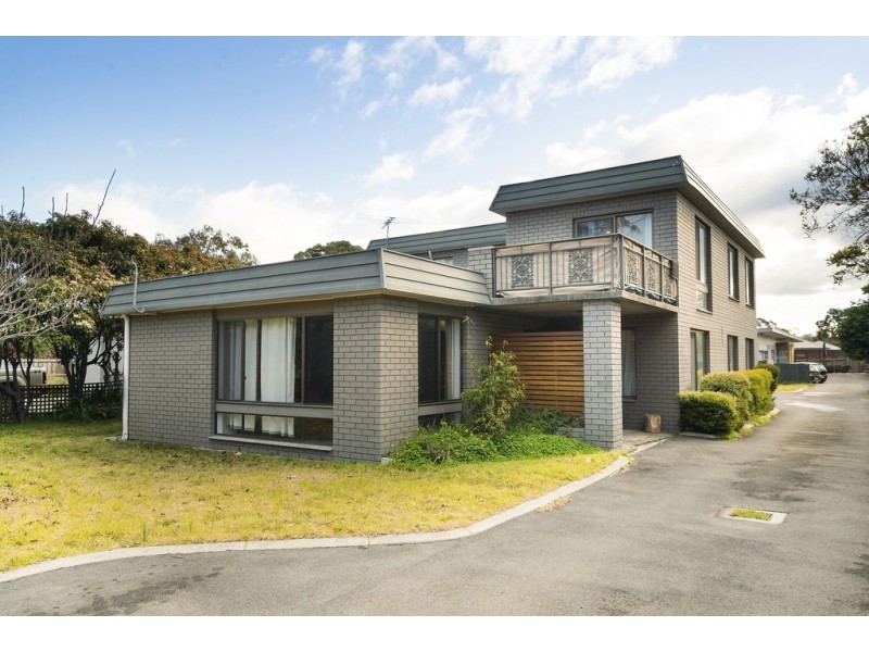 1 and 2 / 48 Surf Road, Seven Mile Beach TAS 7170