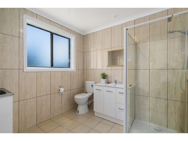 1 and 2 / 48 Surf Road, Seven Mile Beach TAS 7170