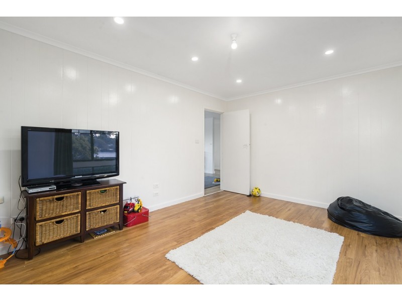 1 and 2 / 48 Surf Road, Seven Mile Beach TAS 7170