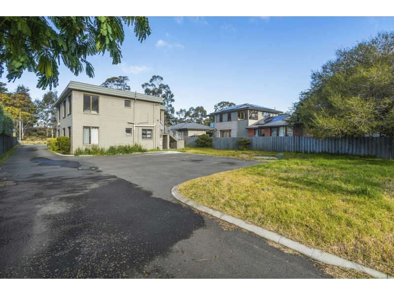 1 and 2 / 48 Surf Road, Seven Mile Beach TAS 7170
