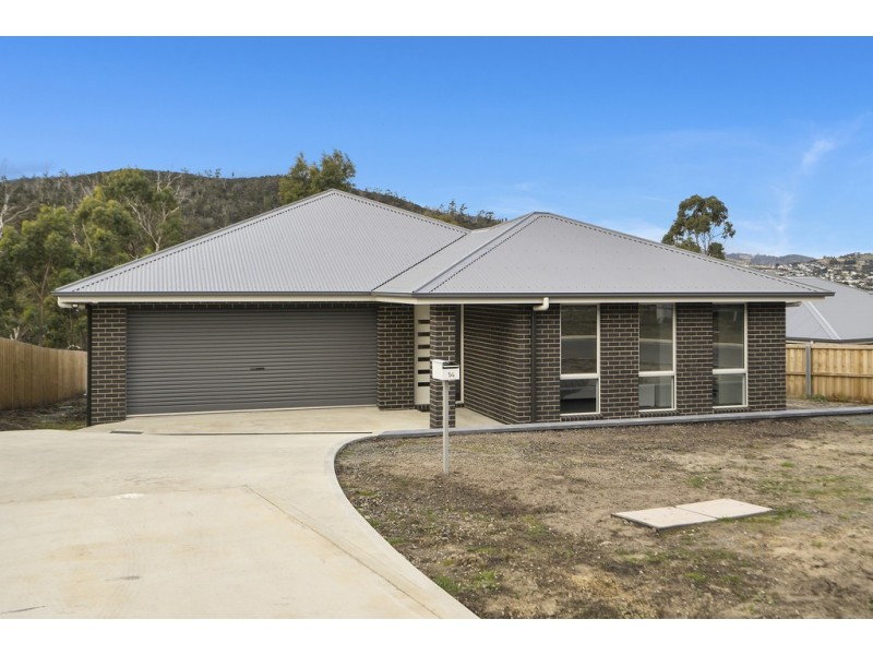 14 Hillmorton Road, Lindisfarne TAS 7015