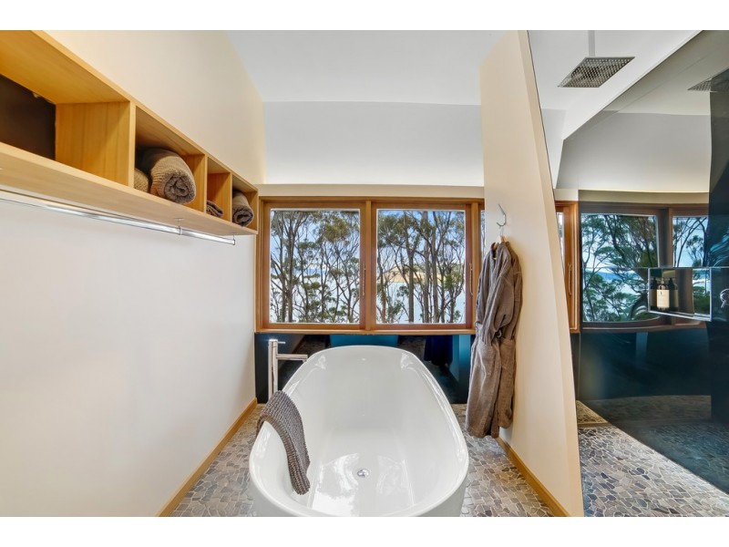 322 Tinderbox Road, Tinderbox TAS 7054