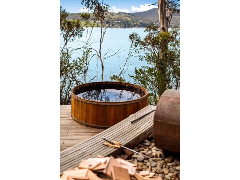 322 Tinderbox Road, Tinderbox TAS 7054