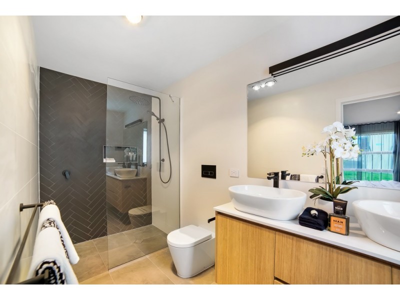38 Trevassa Crescent, Tranmere TAS 7018