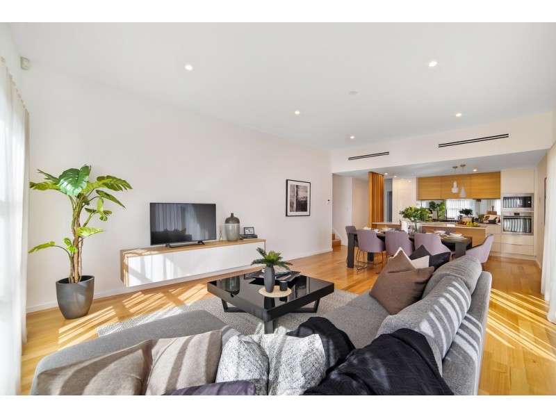 38 Trevassa Crescent, Tranmere TAS 7018
