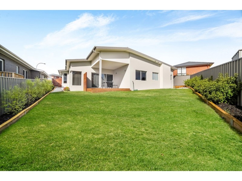 38 Trevassa Crescent, Tranmere TAS 7018