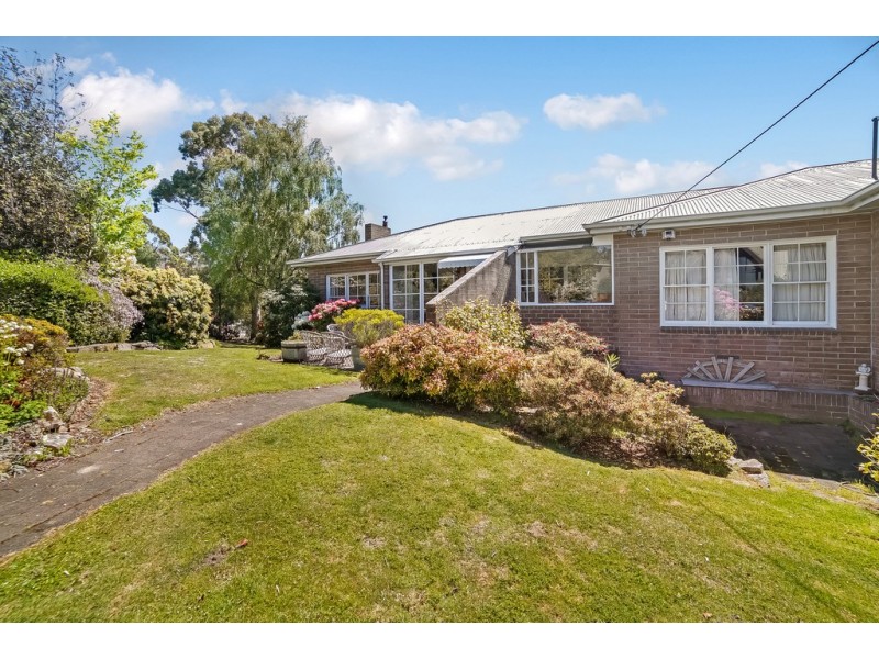 16 Bracken Lane, Fern Tree TAS 7054