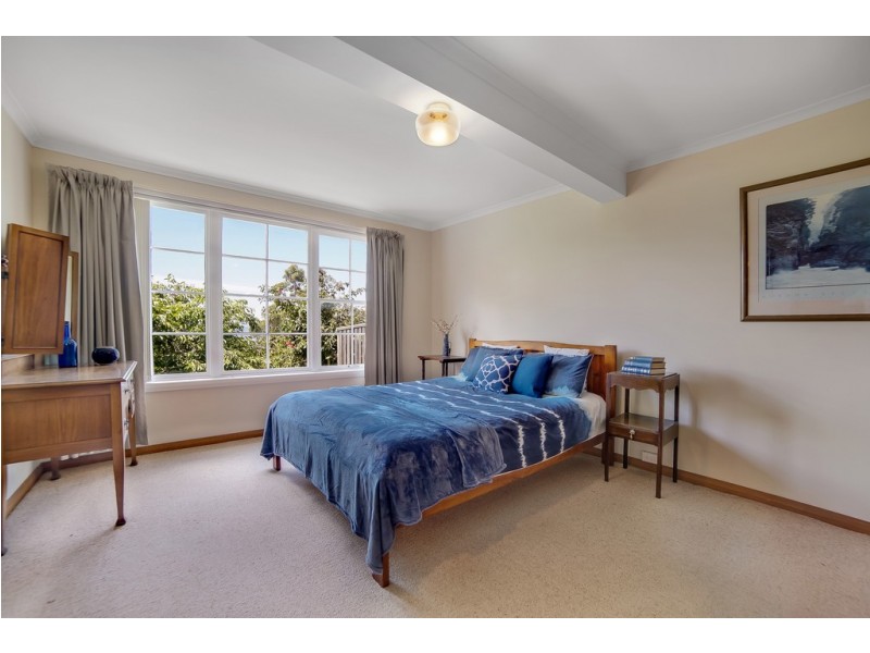 16 Bracken Lane, Fern Tree TAS 7054