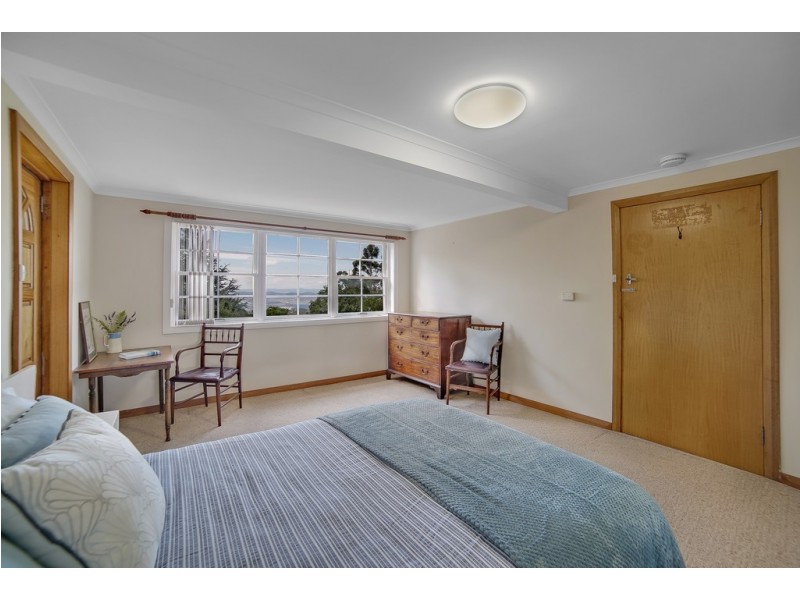 16 Bracken Lane, Fern Tree TAS 7054