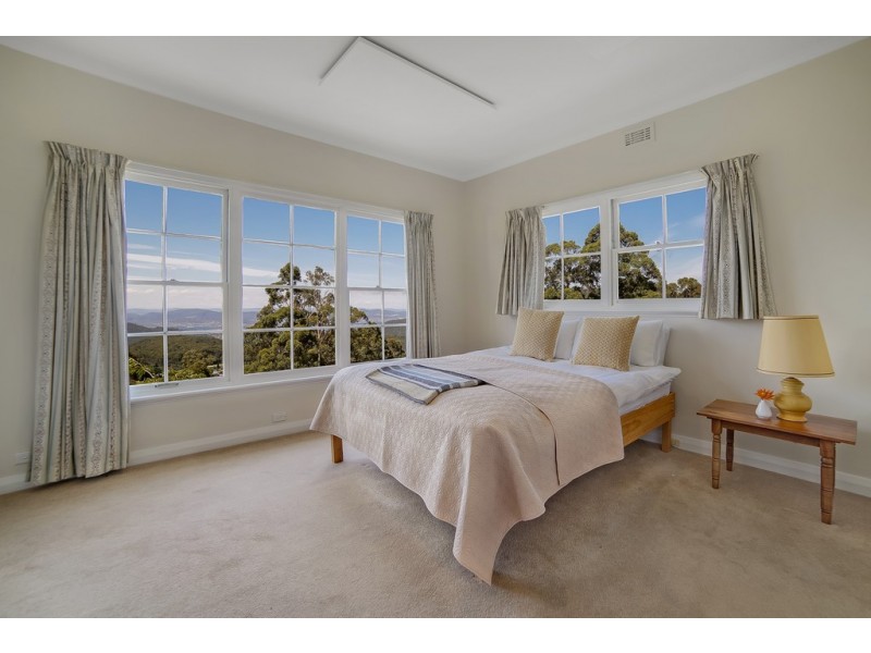 16 Bracken Lane, Fern Tree TAS 7054