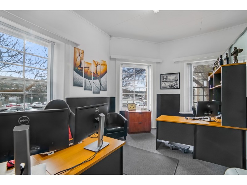 1 Cambridge Road, Bellerive TAS 7018